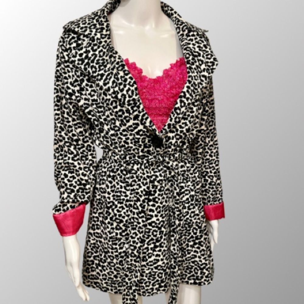 Fabulous Luii Black/White Animal Print Trench Coat Hot Pink Lining Self Tie Belt